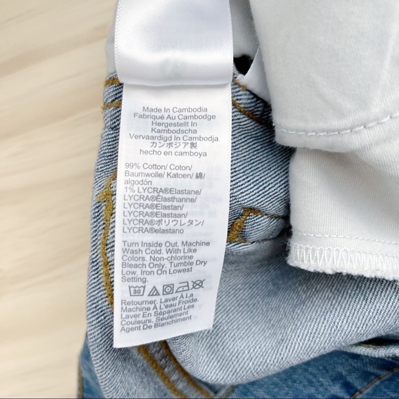 J.Crew • High-Rise Classic Vintage Straight Leg Jean in All-Day Stretch, Size 26 - Picture 9 of 10
